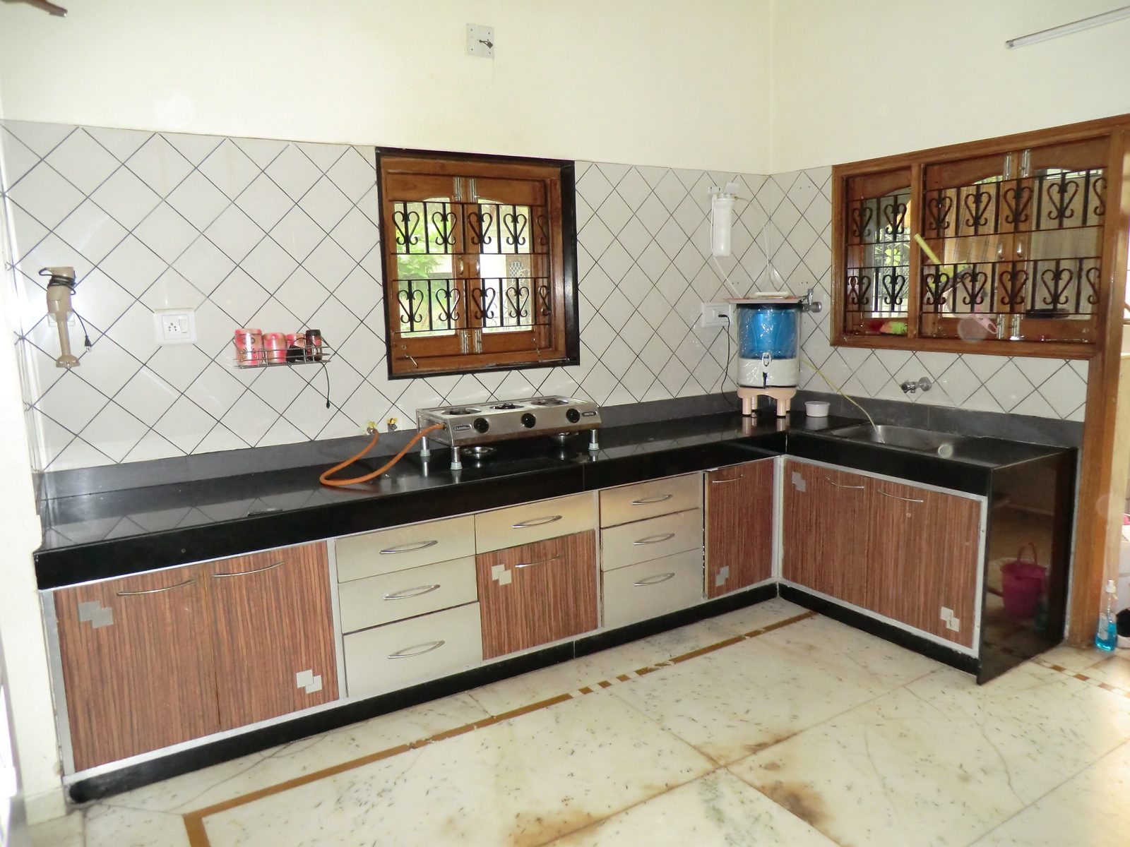 Jigneshbhai Thakkar Villa - Photo 3