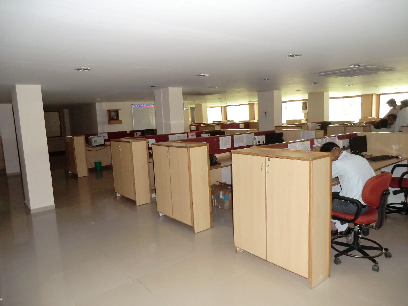 Lubi Electronics Corporate HQ - Photo 28