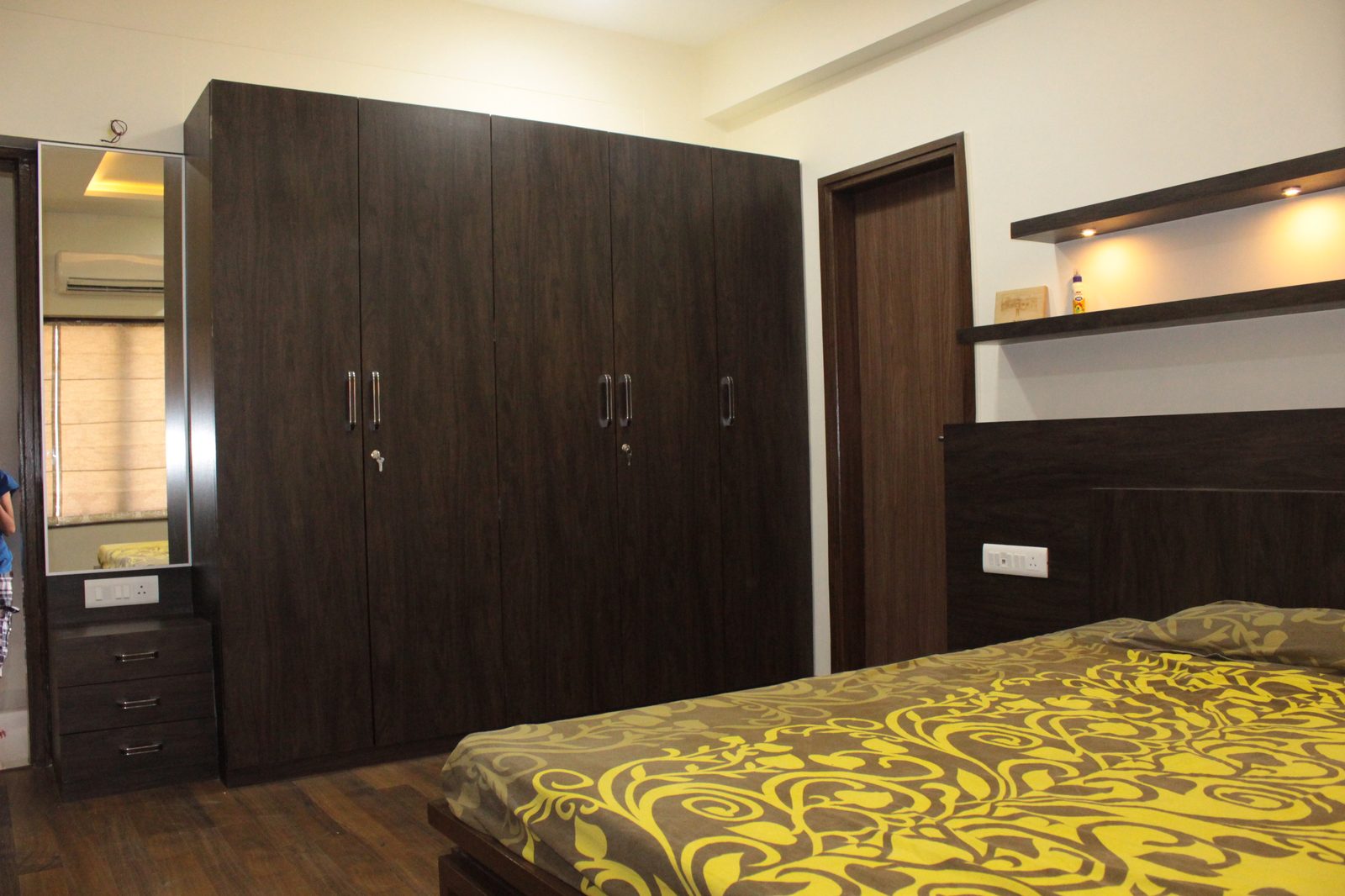 Rupeshbhai Baroda Villa - Photo 4