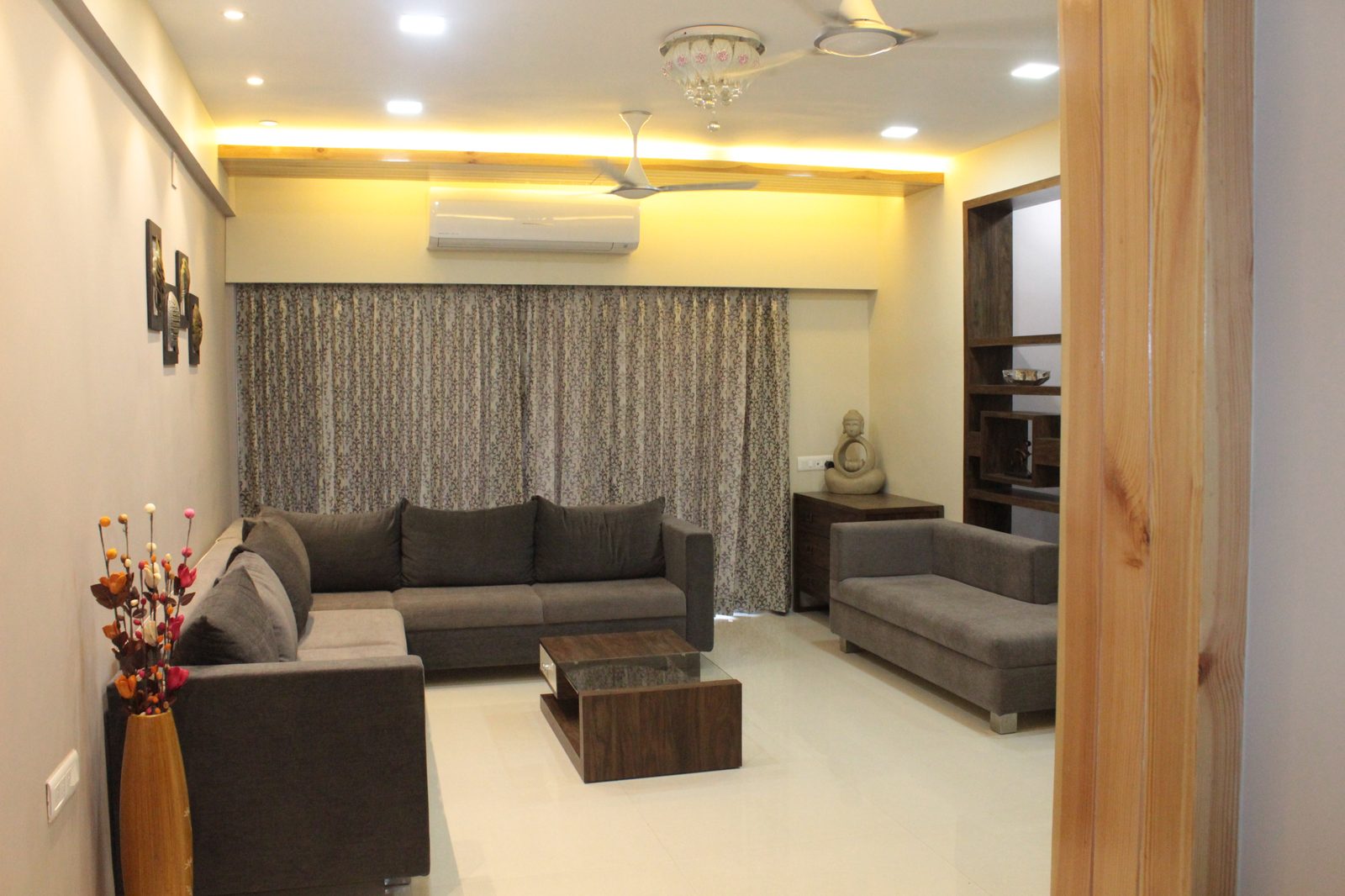 Rupeshbhai Baroda Villa - Photo 10